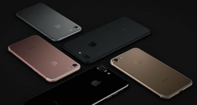 Is Apple Just "Milking Its Cash Cows"?