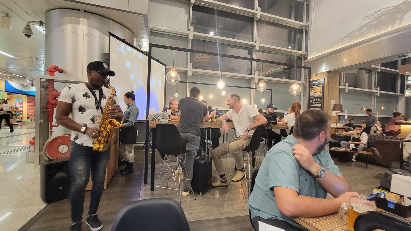 The Upside of Delayed Connections