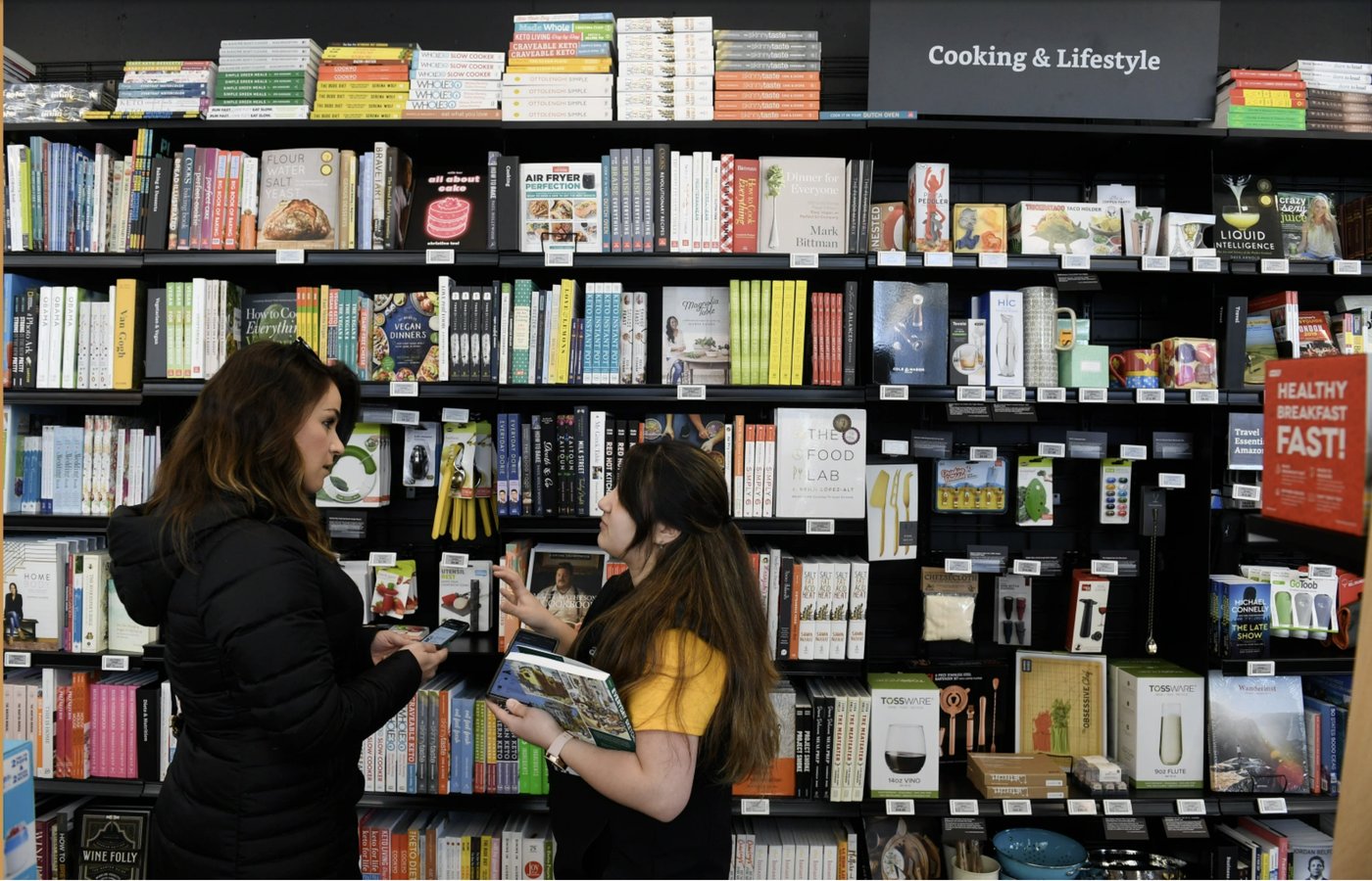 Why Amazon Shutting Their Book Stores Is Good For Retail