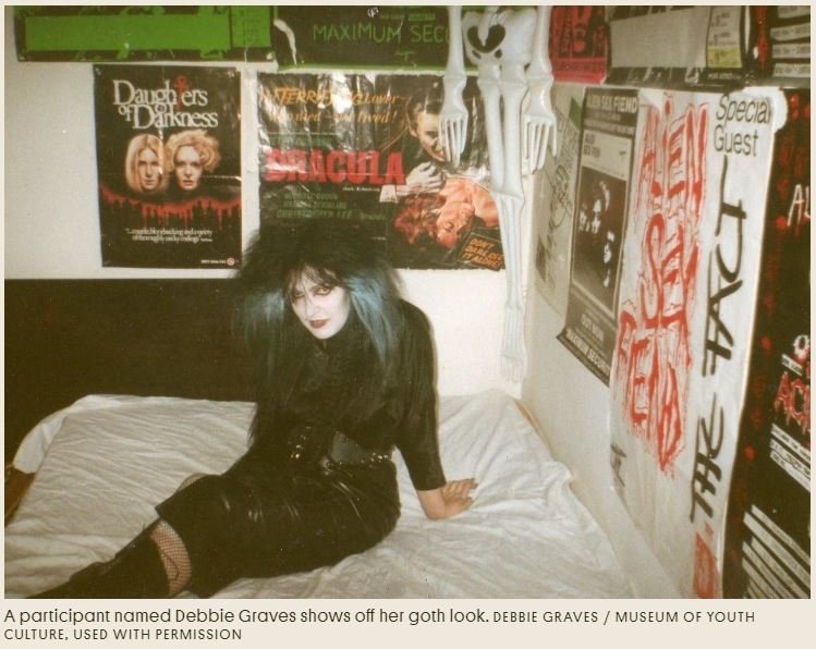 A Museum Wants Your Embarrassing Teenage Photos (Really)