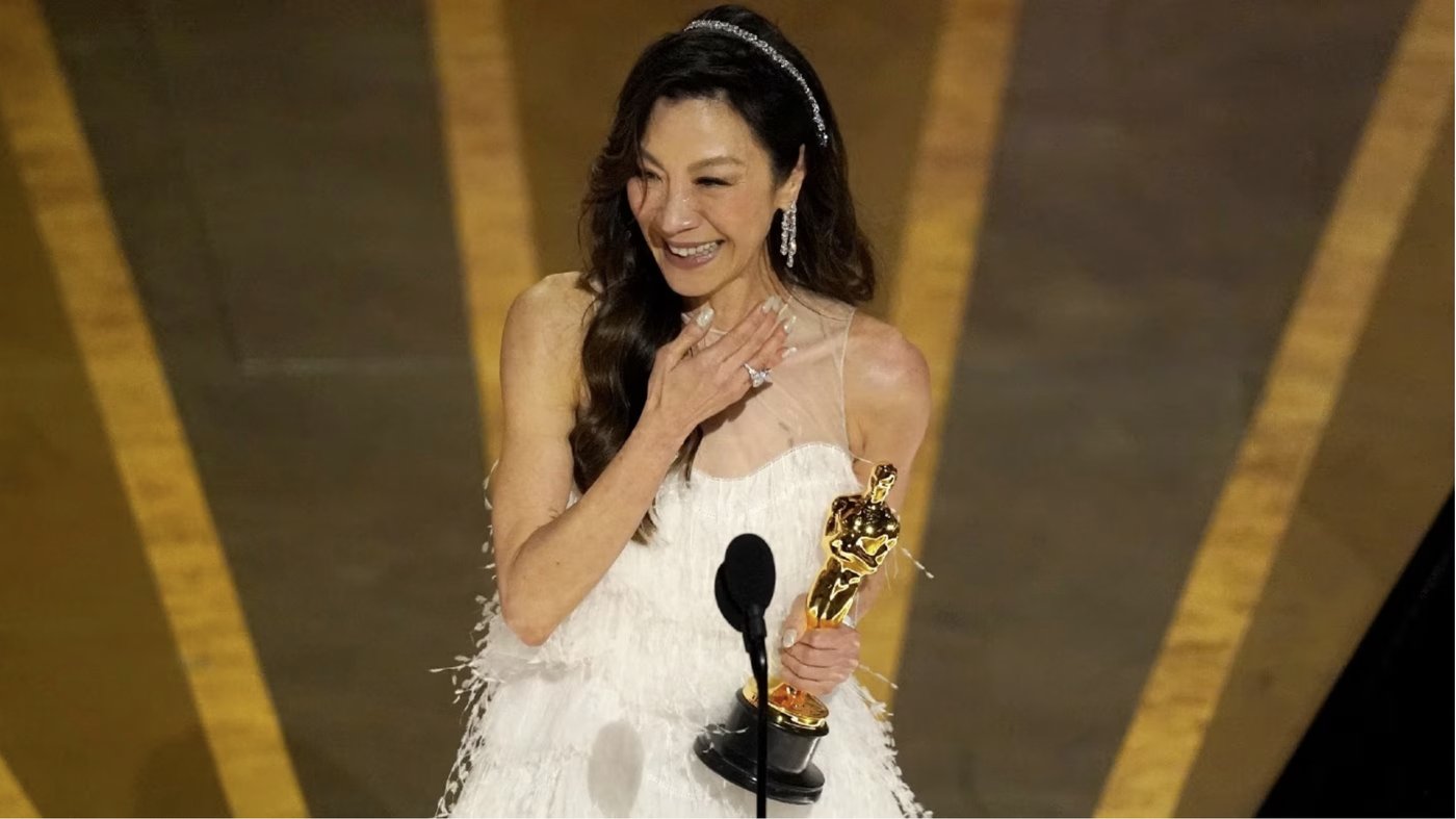 More People Predict 2023 Will Be the Year of Women Over 50