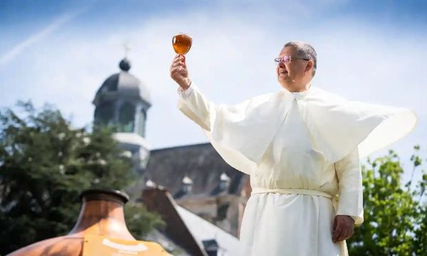 Belgian Monks Resurrect Recipe For 220 Year Old Beer