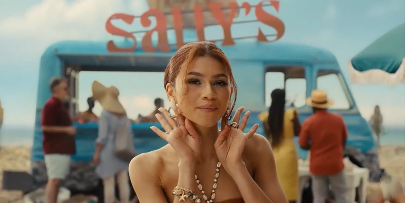 Spoiler Alert: A Sneak Preview of Super Bowl Advertising