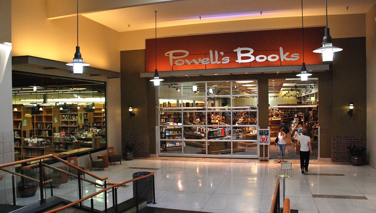 Powell's Books at Cedar Hills Crossing