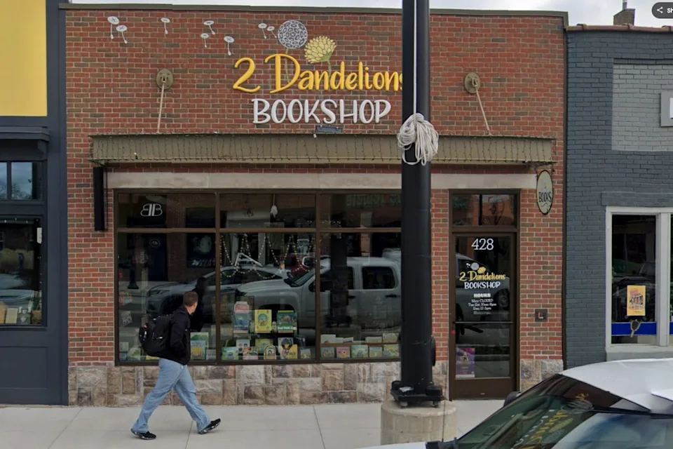 2 Dandelions Bookshop